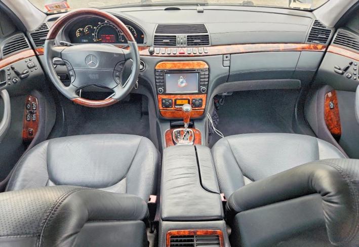 Salvage 2002 Mercedes-benz S600  in Black