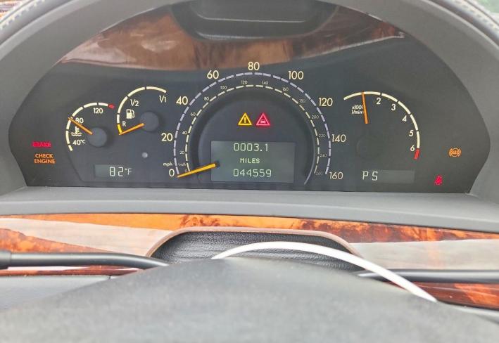 Salvage 2002 Mercedes-benz S600  in Black