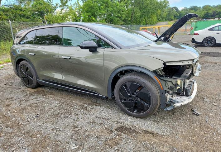 Salvage 2026 Lucid Motors Gavity  in Gray