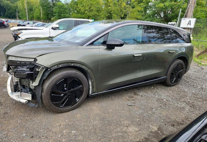 Salvage 2026 Lucid Motors Gavity  in Gray