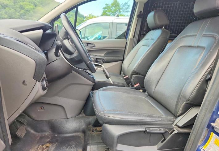 Salvage 2019 Ford Transit Connect  in Blue