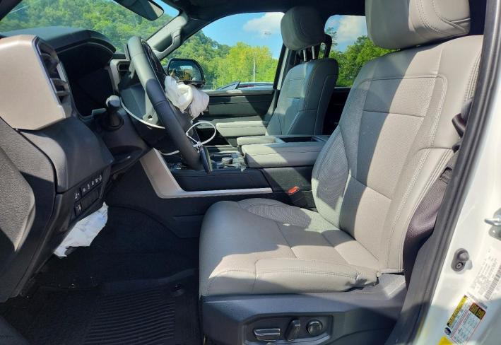Salvage 2025 Toyota Tundra Limited in White