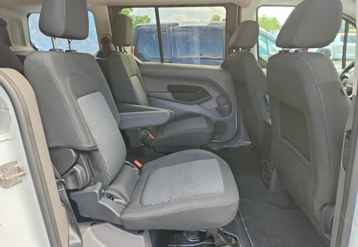 Salvage 2023 Ford Transit Connect  in White
