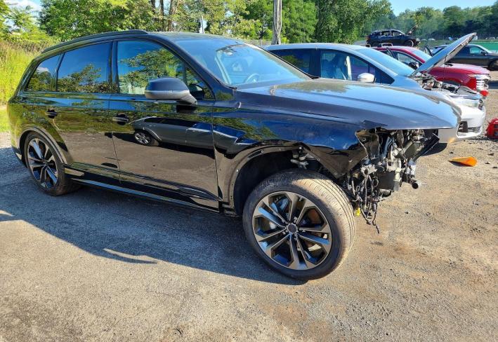 Salvage 2026 Audi Q7 Premium Plus in Black