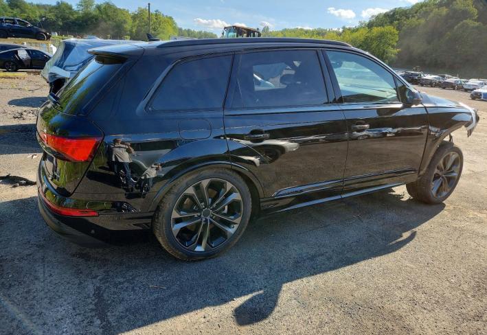 Salvage 2026 Audi Q7 Premium Plus in Black
