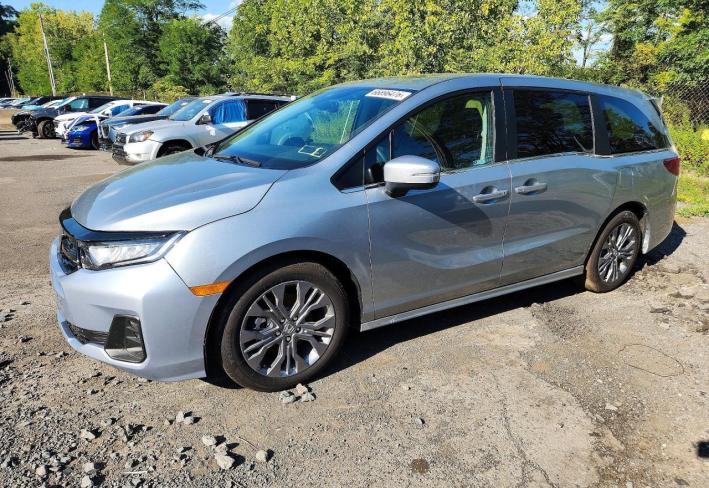 Salvage 2026 Honda Odyssey Touring in Silver