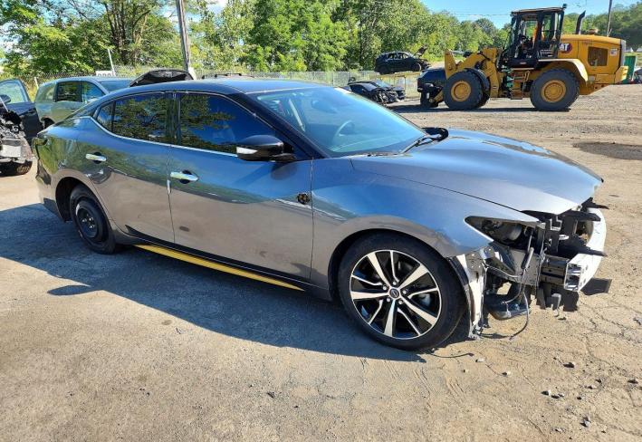 Salvage 2023 Nissan Maxima Sv in Silver