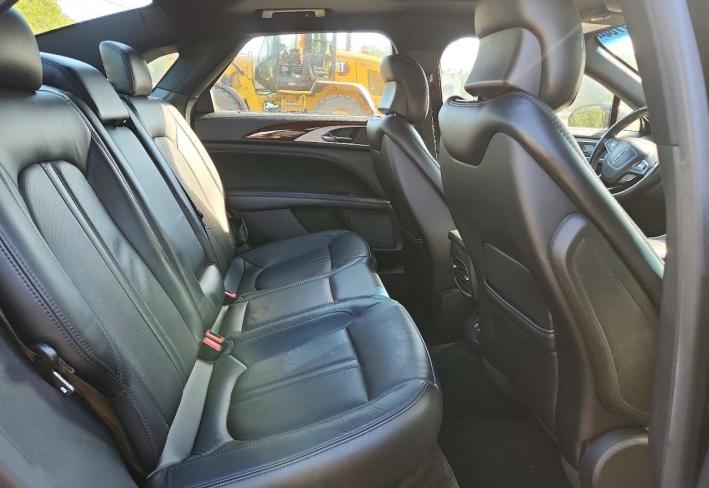 Salvage 2017 Lincoln Mkz  in Black