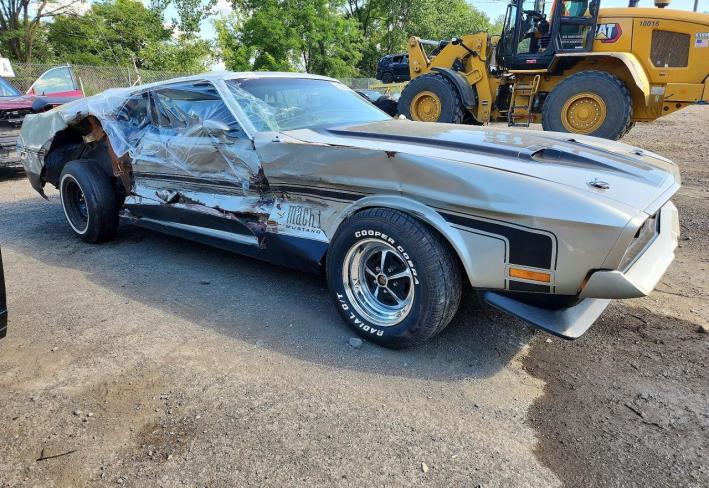 Salvage 1971 Ford Mustang M1 in Silver