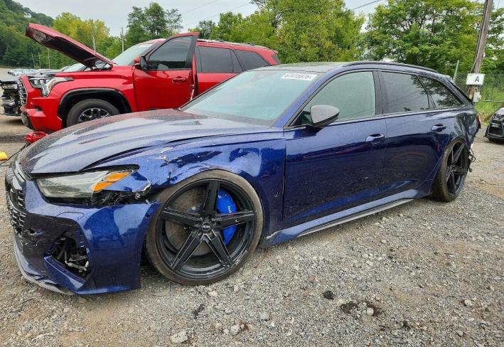Salvage 2021 Audi Rs6  in Blue
