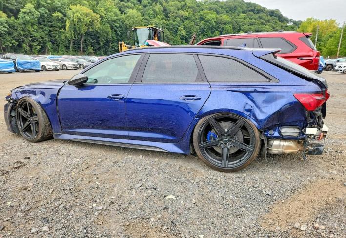 Salvage 2021 Audi Rs6  in Blue