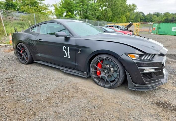 Salvage 2020 Ford Mustang Shelby Gt500 in Black