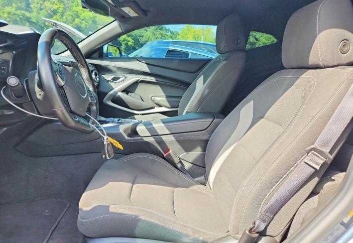Salvage 2022 Chevrolet Camaro  in Gray