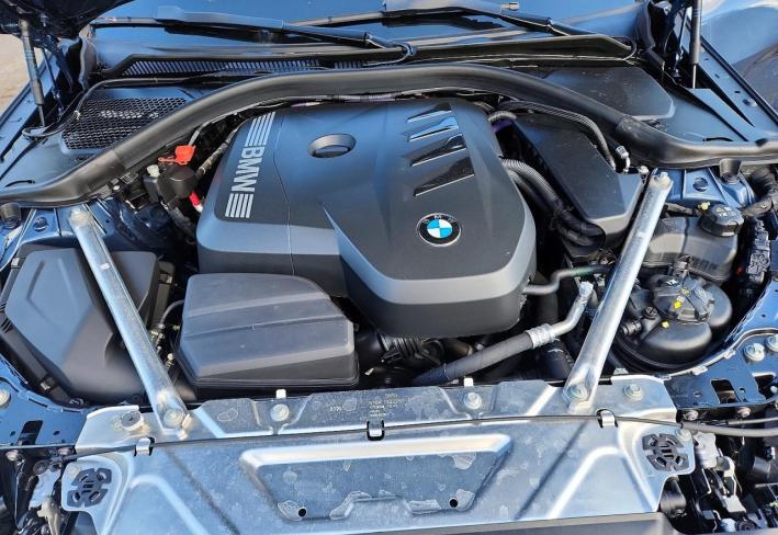 Salvage 2025 Bmw 430xi  in Blue