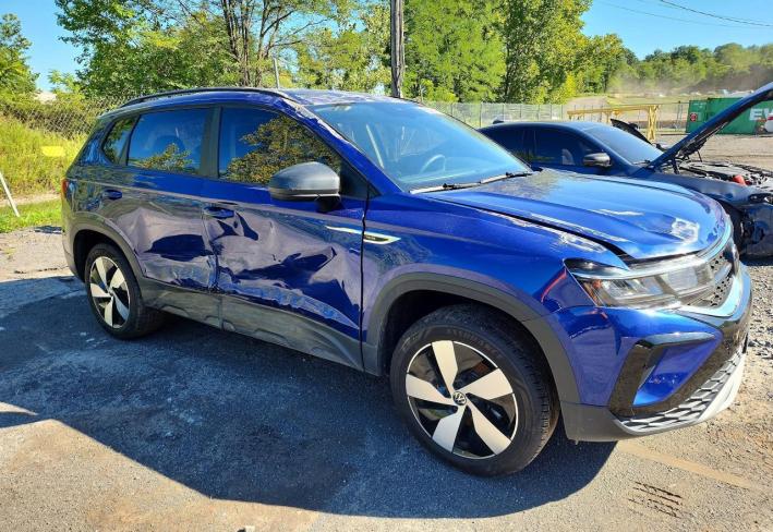 Salvage 2024 Volkswagen Taos S in Blue