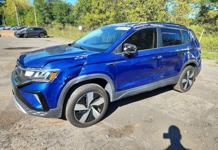 Salvage 2024 Volkswagen Taos S in Blue