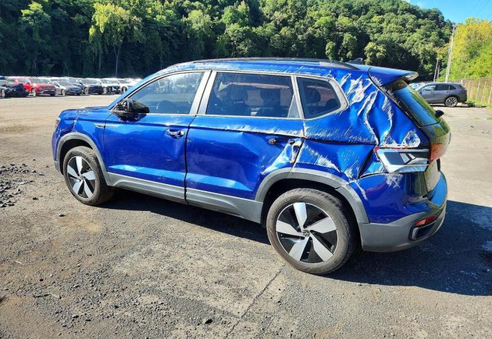 Salvage 2024 Volkswagen Taos S in Blue