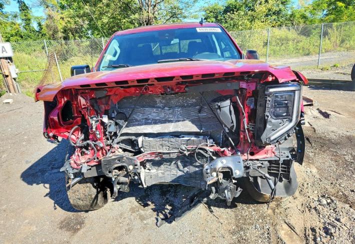 Salvage 2024 Gmc Sierra  in Бордовый