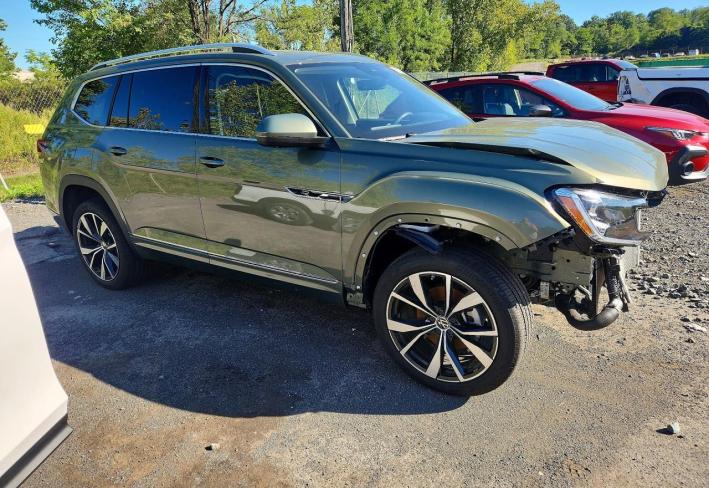 Salvage 2026 Volkswagen Atlas Sel Premium R-line in Green