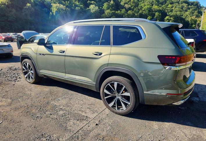 Salvage 2026 Volkswagen Atlas Sel Premium R-line in Green