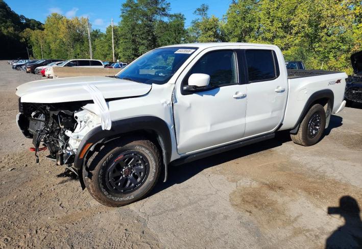 Salvage 2025 Nissan Frontier Pro-4x in White