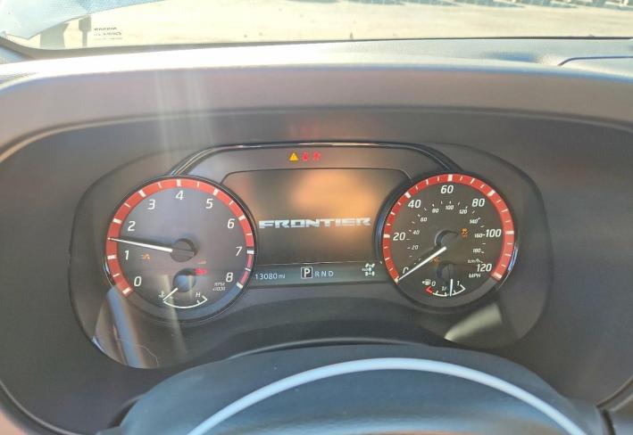 Salvage 2025 Nissan Frontier Pro-4x in White