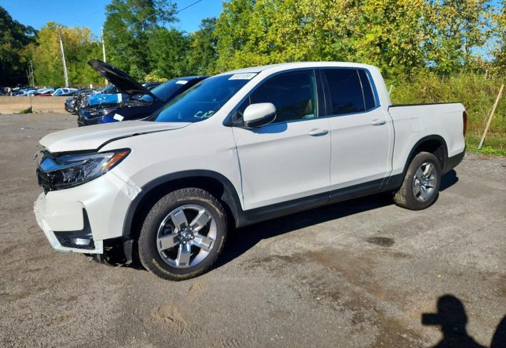 Salvage 2026 Honda Ridgeline  in White