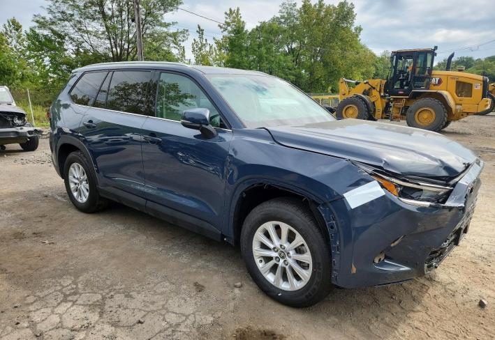 Salvage 2025 Toyota Grand Highlander Hybrid Xle in Blue