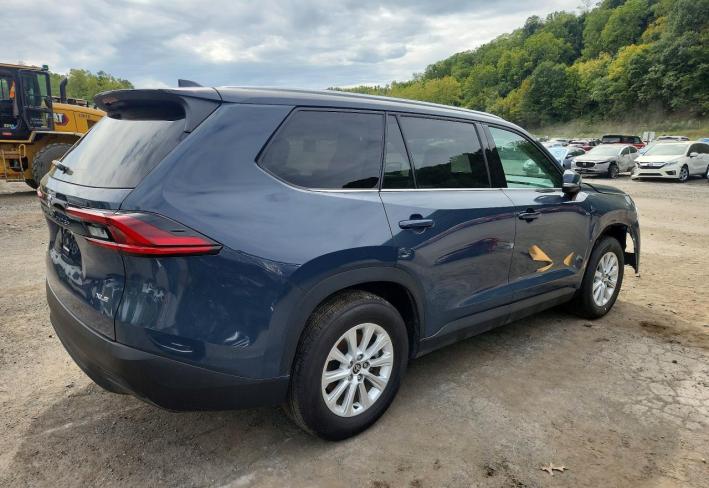 Salvage 2025 Toyota Grand Highlander Hybrid Xle in Blue