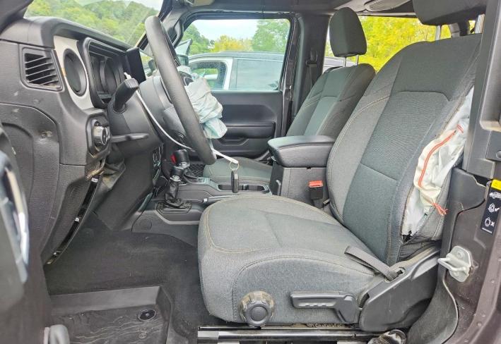 Salvage 2024 Jeep Wrangler  in Gray