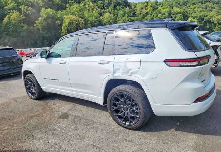 Salvage 2026 Jeep Grand Cherokee L Summit in White