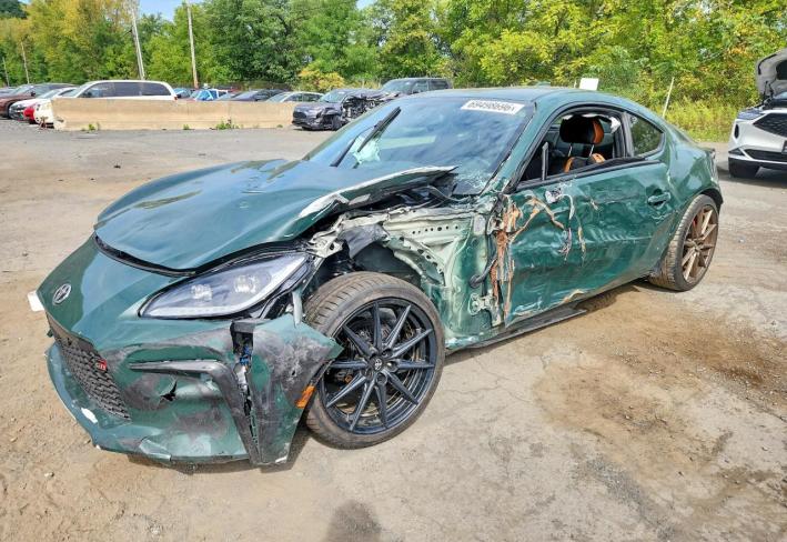 Salvage 2025 Toyota Gr 86 Hakone in Green