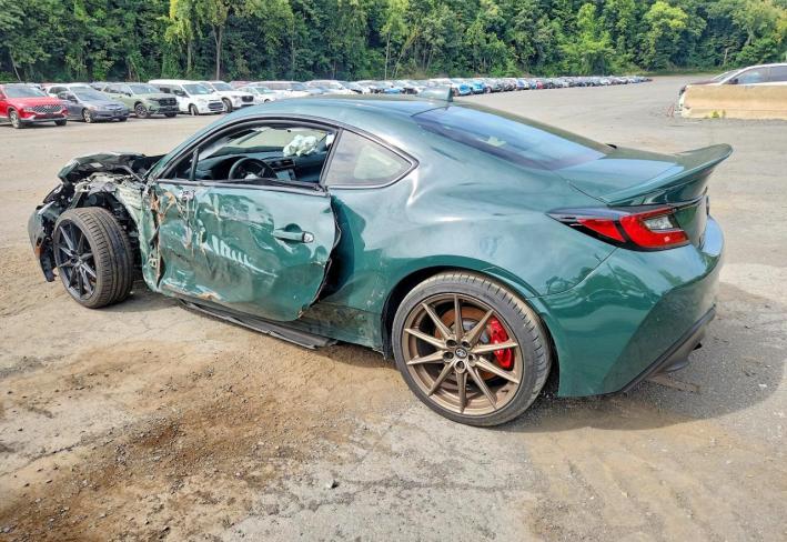 Salvage 2025 Toyota Gr 86 Hakone in Green