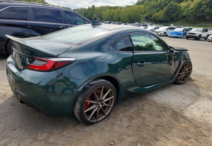 Salvage 2025 Toyota Gr 86 Hakone in Green