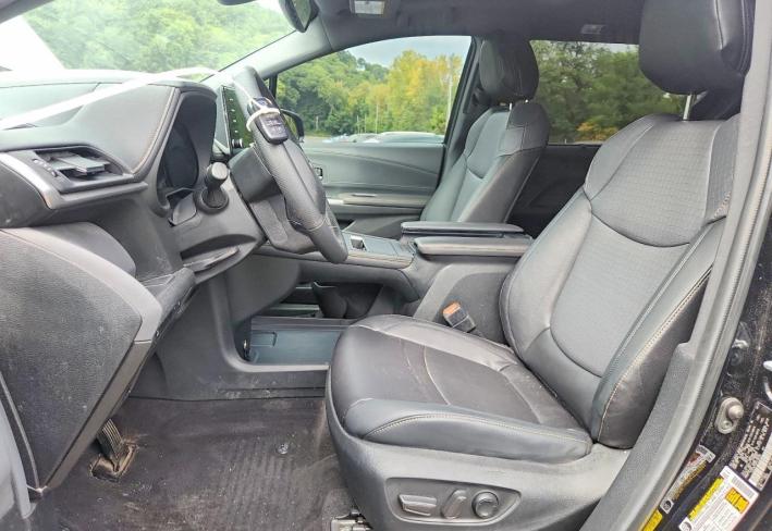 Salvage 2023 Toyota Sienna Woodland Edition in Black