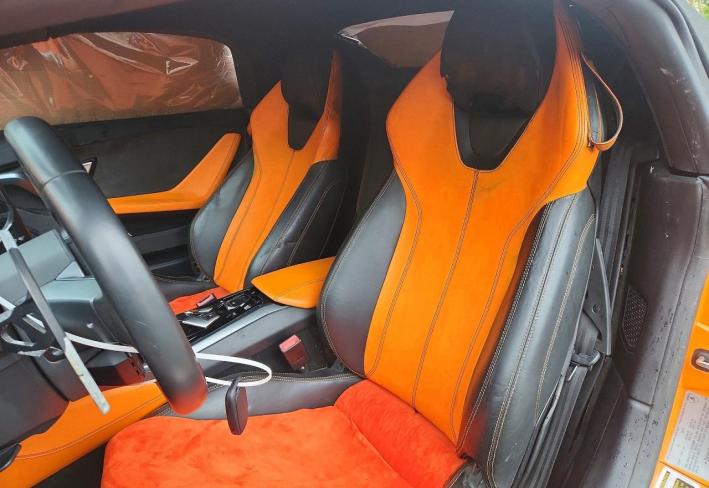 Salvage 2017 Lamborghini Huracan  in Orange