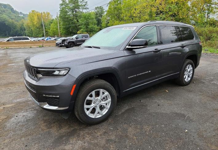 Salvage 2023 Jeep Grand Cherokee Limited in Gray