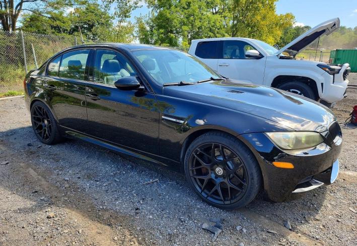 Salvage 2009 Bmw M3  in Black