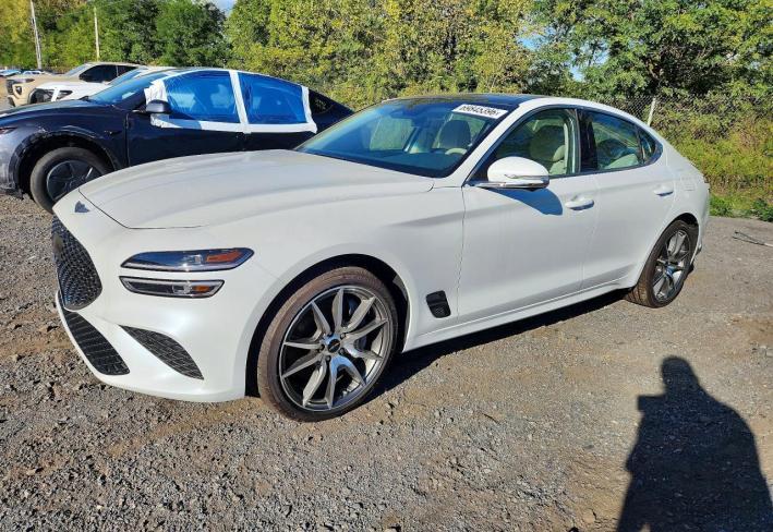 Salvage 2026 Genesis G70  in White