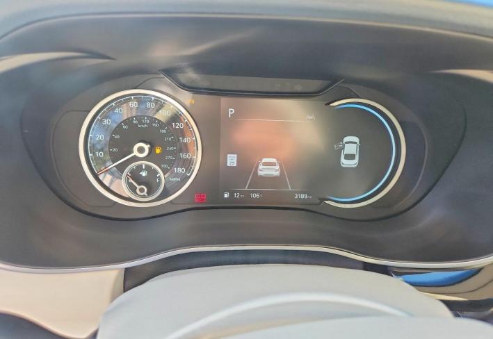 Salvage 2026 Genesis G70  in White