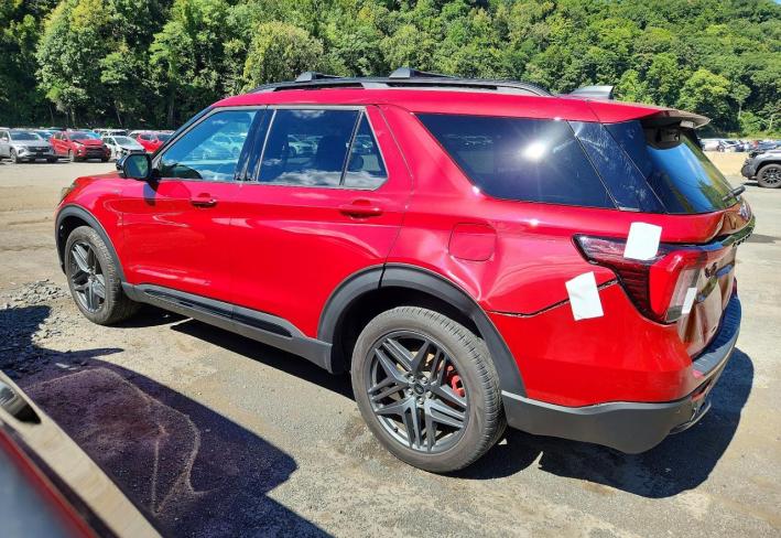 Salvage 2025 Ford Explorer St-line in Burgundy