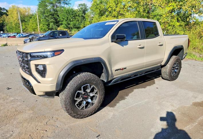 Salvage 2024 Gmc Canyon At4x in Brown