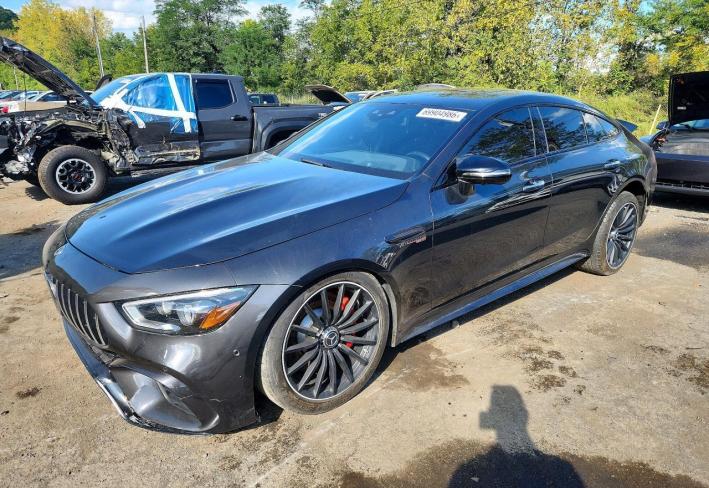Salvage 2019 Mercedes Benz Amg Gt 63  in Серый