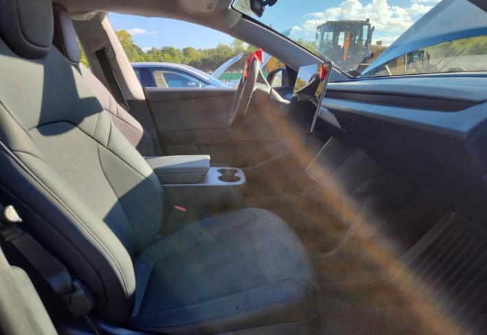 Salvage 2026 Tesla Model Y  in Gray