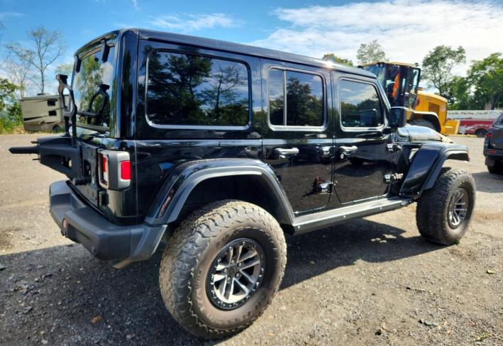 Salvage 2023 Jeep Wrangler Rubicon 392 in Черный