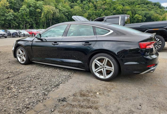 Salvage 2019 Audi S5 Premium Plus in Черный