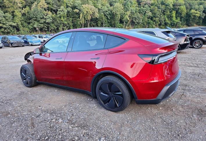 Salvage 2026 Tesla Model Y  in Бордовый