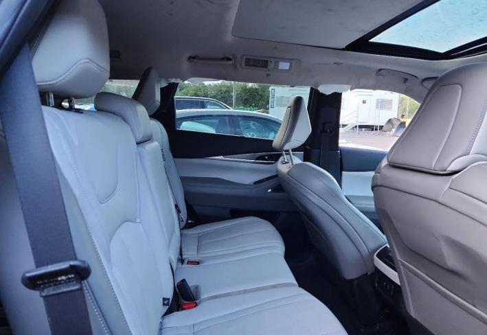 Salvage 2026 Infiniti Qx60 Luxe in Серый