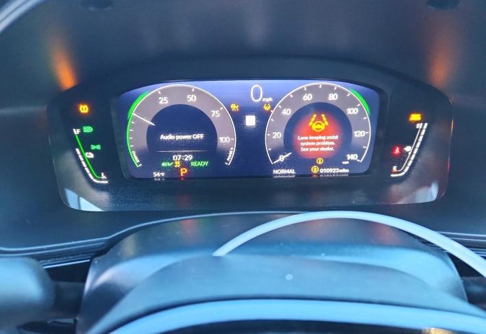 Salvage 2025 Honda Civic Sport Touring in Белый
