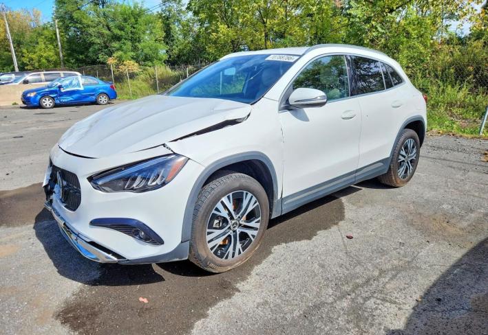 Salvage 2025 Mercedes-benz Gla 250 4matic in Белый
